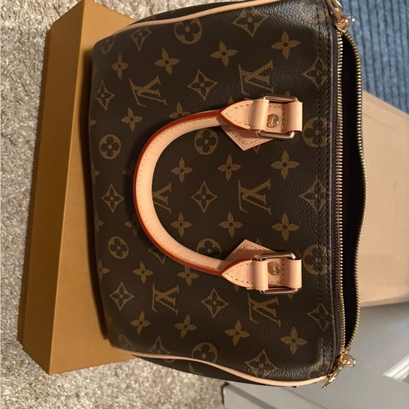 Louis Vuitton Classic Monogram Satchel - Picture 1 of 11